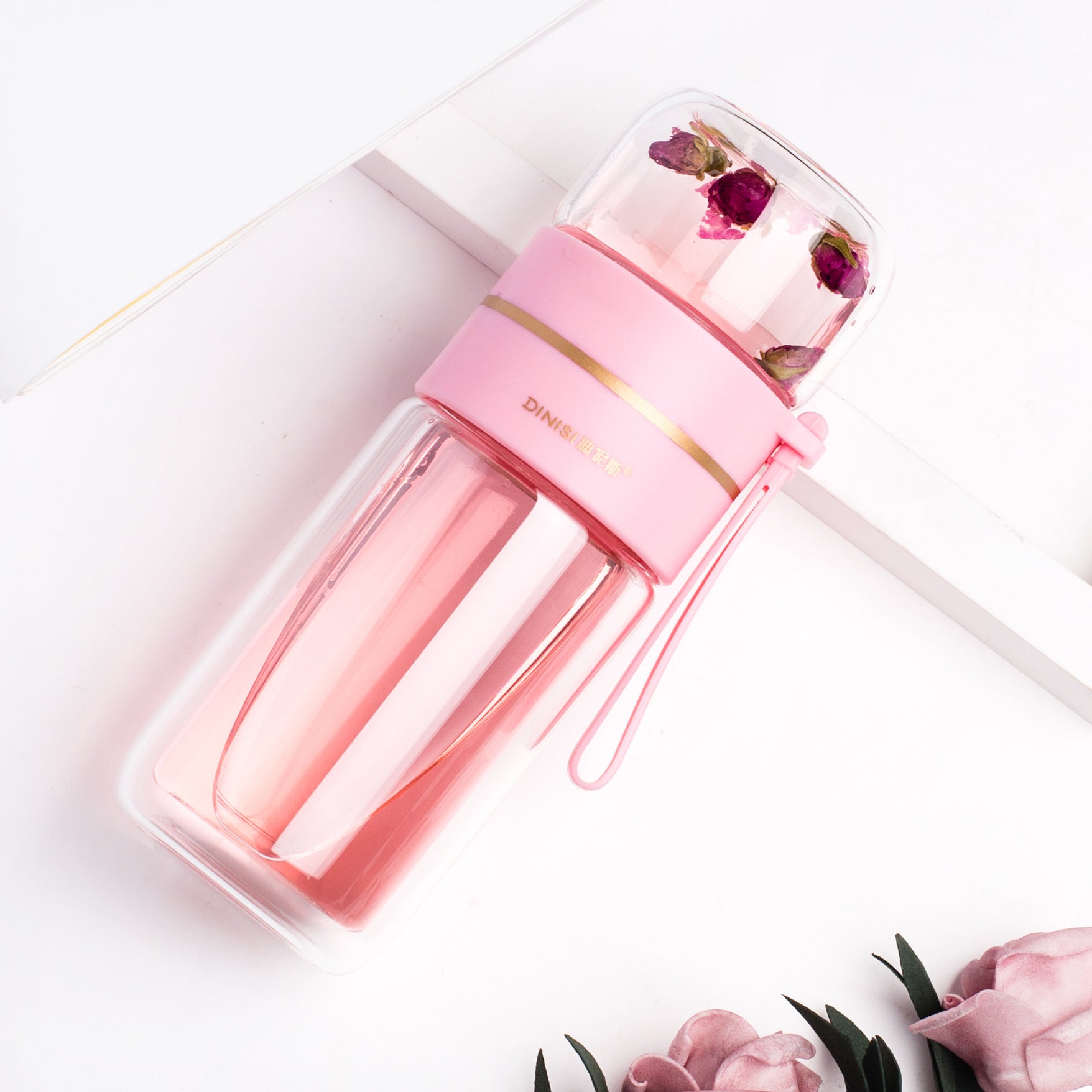 Glass water bottle with built-in tea infuser and leakproof lid for tea, fruit-infused water and everyday hydration