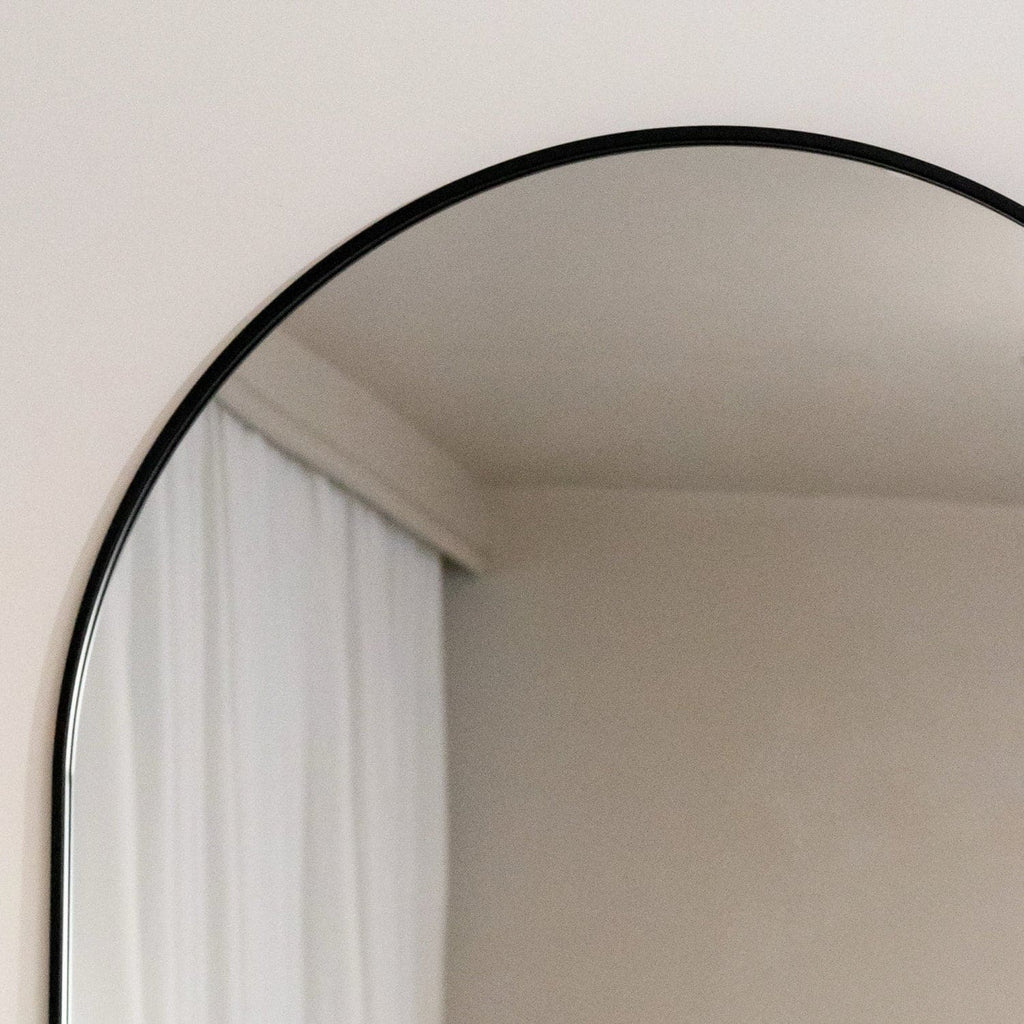 Akiko Black Arched Mirror – Modern Full-Length Elegance
